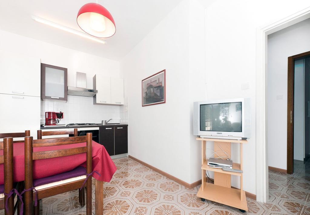 Apartments Alluro Rovinj Phòng bức ảnh